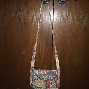 Vera Bradley crossbody purse